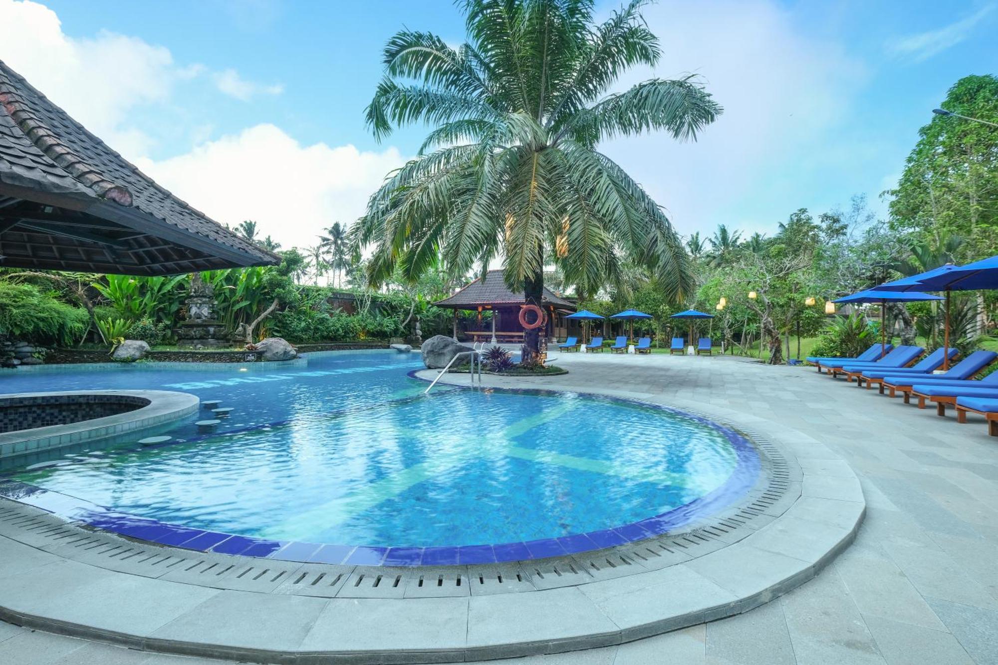 Bhuwana And Farming Hotel